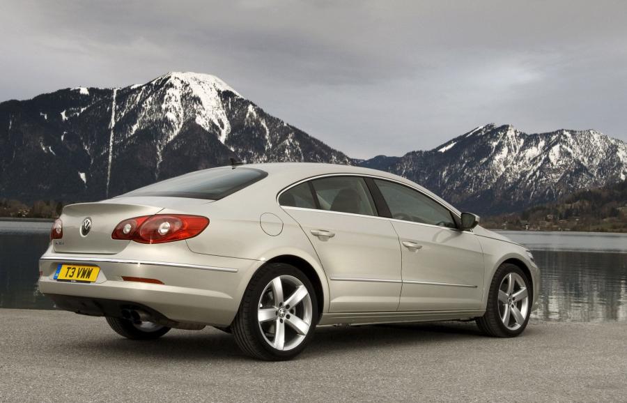  Volkswagen Passat CC GT 2009 года  (фото 6 из 13)